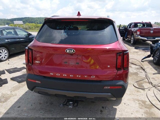 2021 KIA SORENTO S 16
