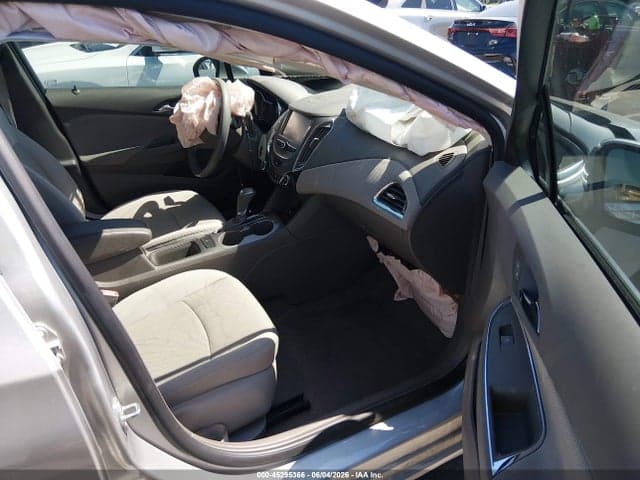 2017 CHEVROLET CRUZE LT AUTO 5