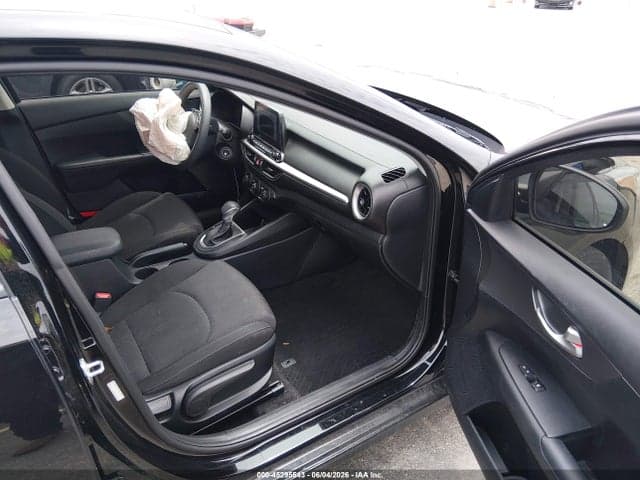 2020 KIA FORTE FE 5