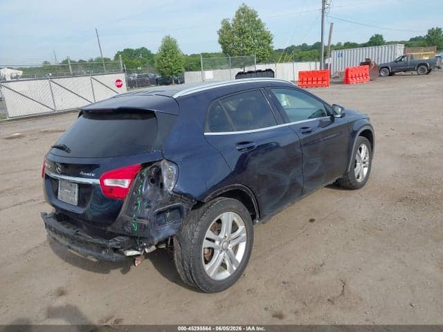 2017 MERCEDES-BENZ GLA 250 4MATIC 4