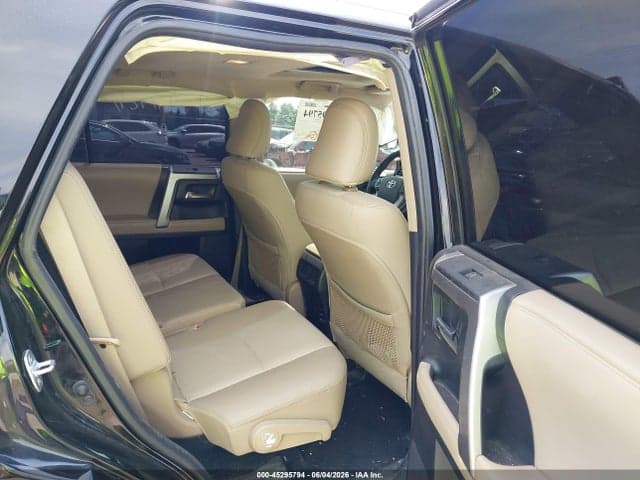 2018 TOYOTA 4RUNNER SR5 PREMIUM 8