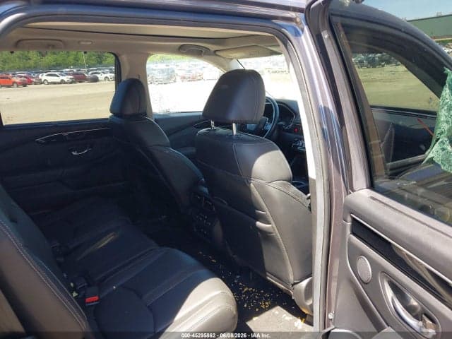 2025 HONDA PILOT TOURING 8