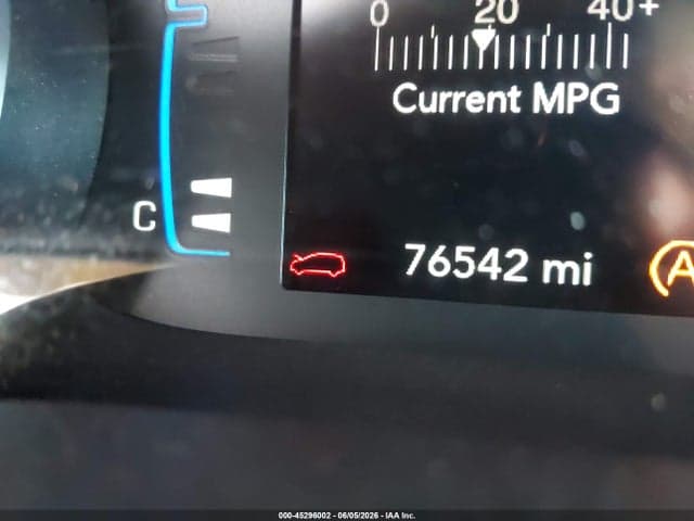 2022 CHRYSLER VOYAGER LX 20