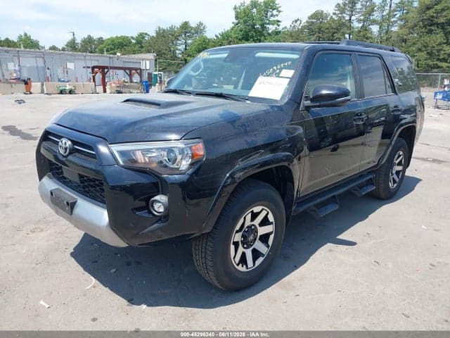 2024 TOYOTA 4RUNNER TRD OFF ROAD PREMIUM 2