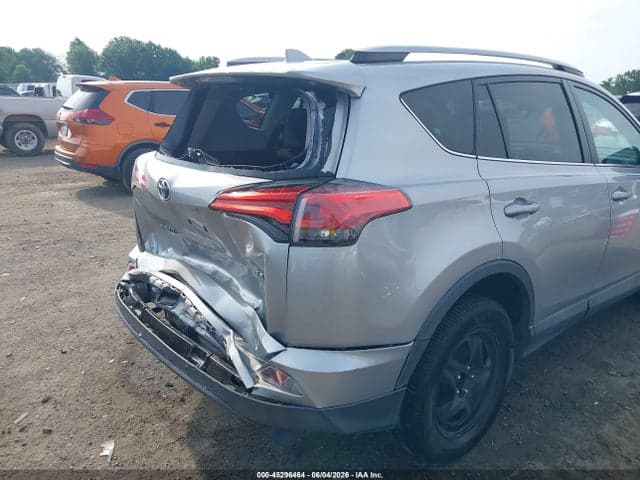 2018 TOYOTA RAV4 LE 18