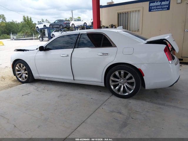 2020 CHRYSLER 300 LIMITED 15