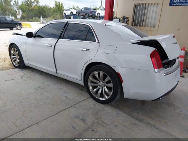 2020 CHRYSLER 300 LIMITED 3