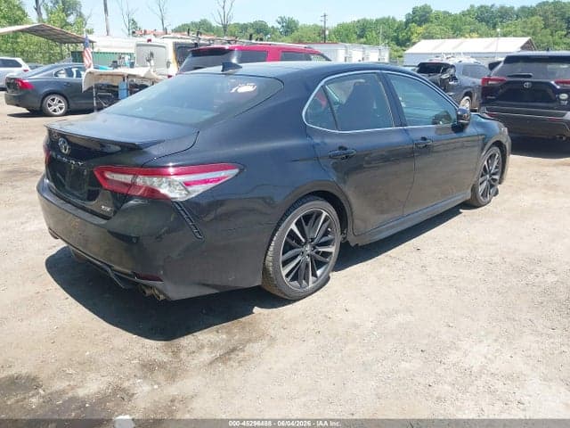 2018 TOYOTA CAMRY XSE V6 4