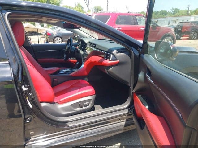 2018 TOYOTA CAMRY XSE V6 5