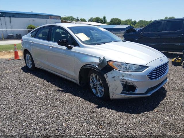 2019 FORD FUSION SE 1