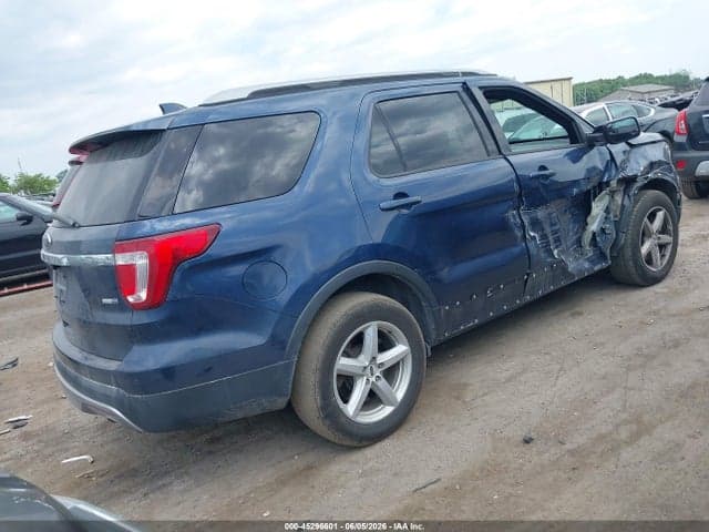 2017 FORD EXPLORER XLT 4