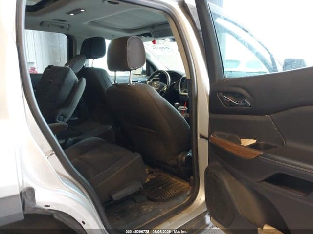 2017 GMC ACADIA SLE-2 8