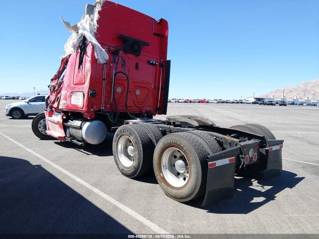 2020 FREIGHTLINER NEW CASCADIA 126 3