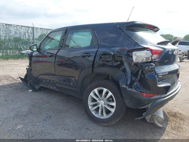 2021 CHEVROLET TRAILBLAZER AWD LS 3