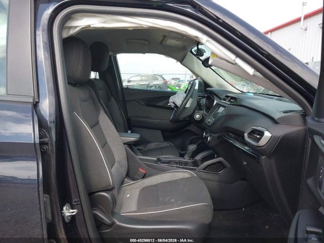 2021 CHEVROLET TRAILBLAZER AWD LS 5