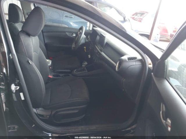 2021 KIA FORTE FE 5
