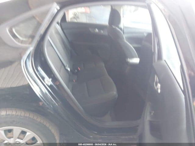2021 KIA FORTE FE 8