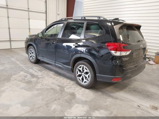 2023 SUBARU FORESTER PREMIUM 3