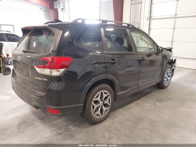 2023 SUBARU FORESTER PREMIUM 4