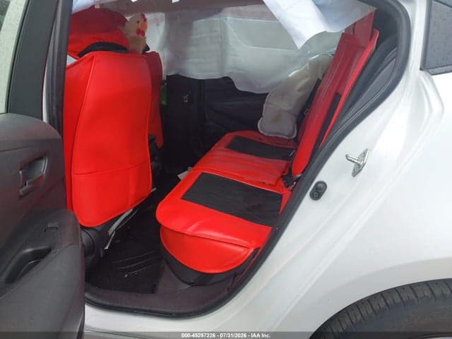 2024 TOYOTA COROLLA LE 8