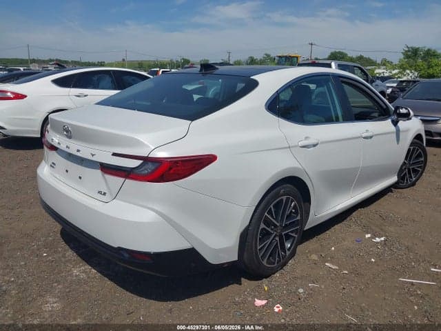 2025 TOYOTA CAMRY XLE 6