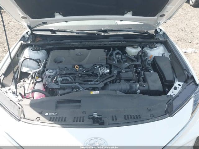 2025 TOYOTA CAMRY XLE 10