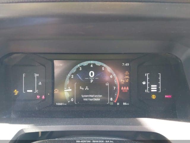 2025 TOYOTA TACOMA SR5 7