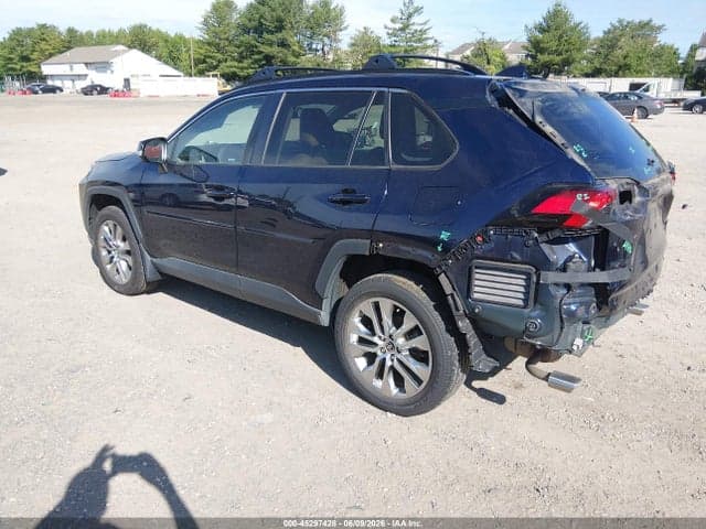 2021 TOYOTA RAV4 XLE PREMIUM 3