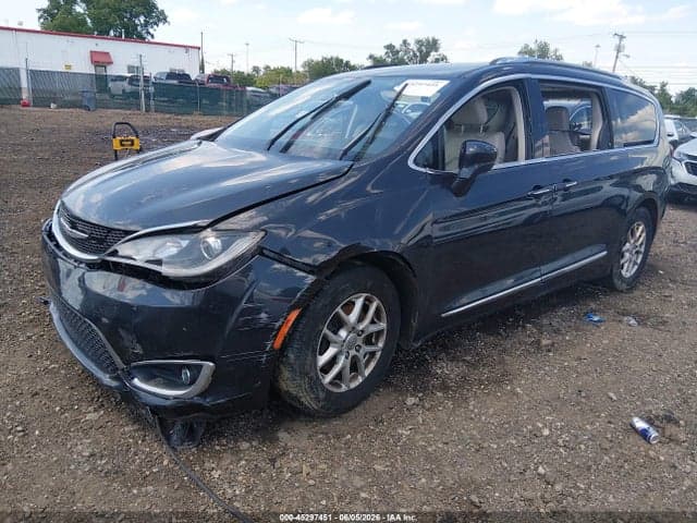 2020 CHRYSLER PACIFICA TOURING L 2