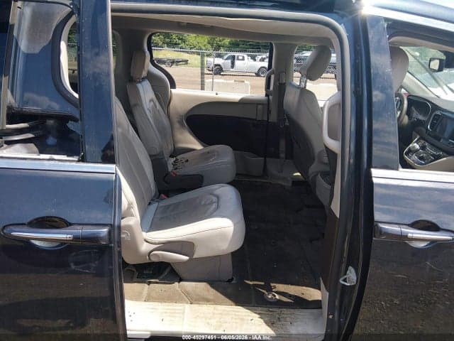 2020 CHRYSLER PACIFICA TOURING L 8