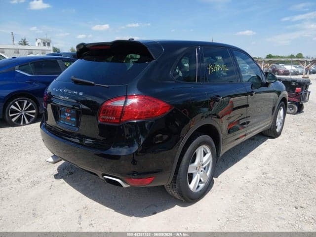 2012 PORSCHE CAYENNE 4
