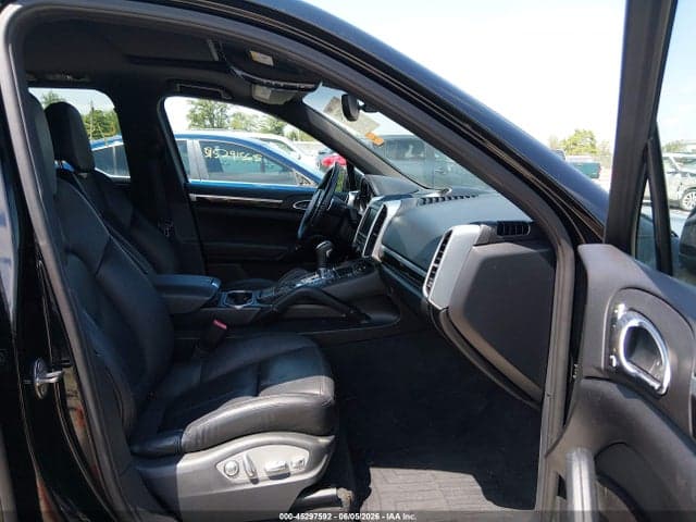 2012 PORSCHE CAYENNE 5