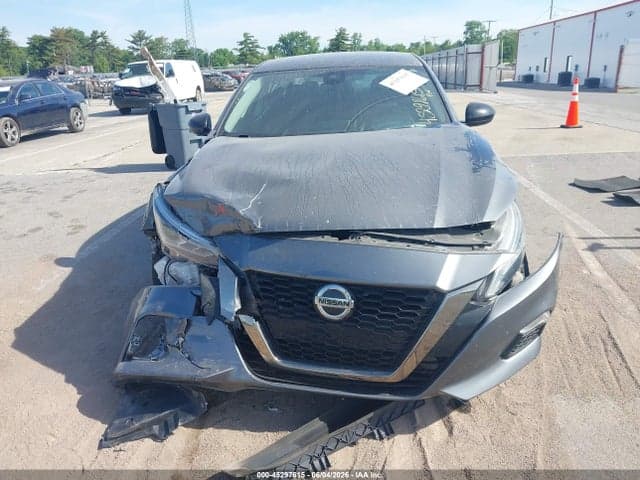 2022 NISSAN ALTIMA SR FWD 11
