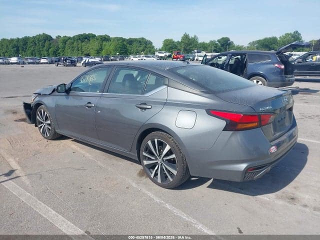 2022 NISSAN ALTIMA SR FWD 3