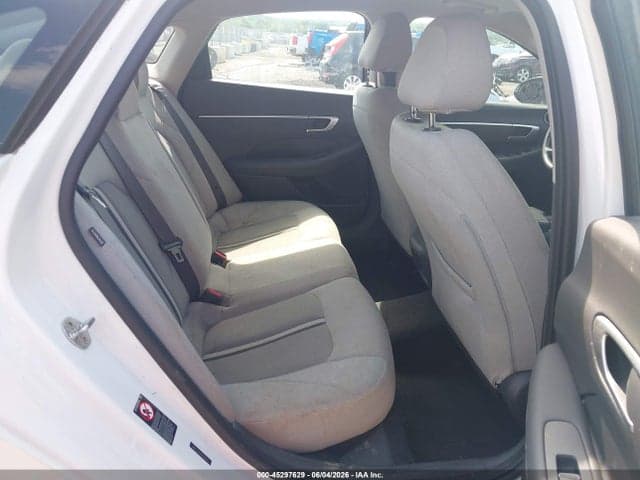 2021 HYUNDAI SONATA SE 8