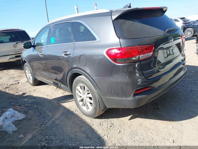 2017 KIA SORENTO 2.4L LX 3