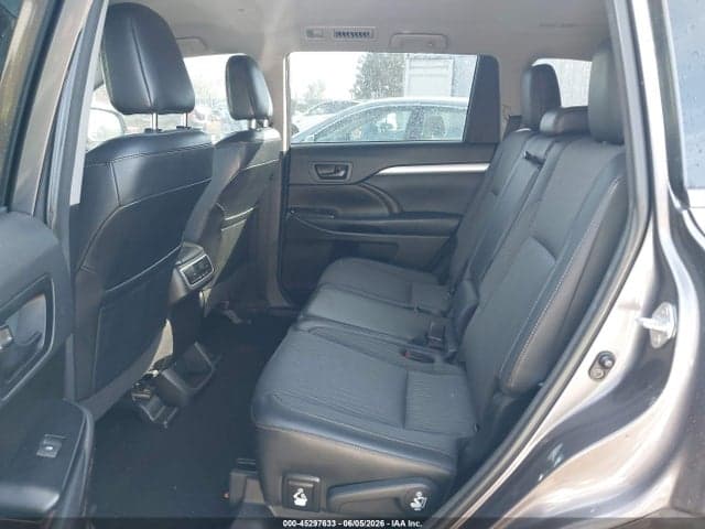 2017 MITSUBISHI OUTLANDER SEL 8