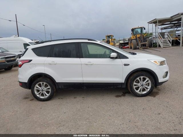 2018 FORD ESCAPE SE 13
