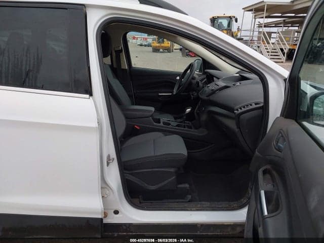 2018 FORD ESCAPE SE 5