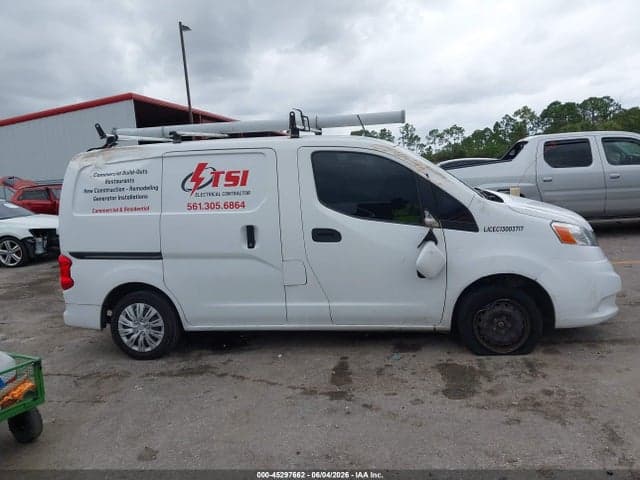 2017 NISSAN NV200 SV 13