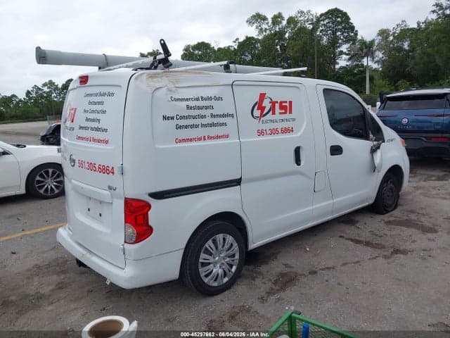 2017 NISSAN NV200 SV 4