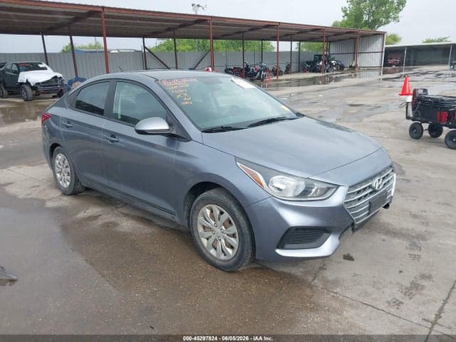 2019 HYUNDAI ACCENT SE 1