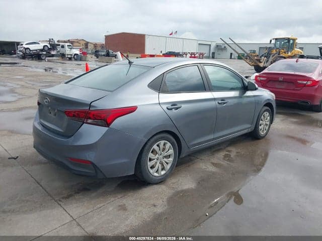2019 HYUNDAI ACCENT SE 4