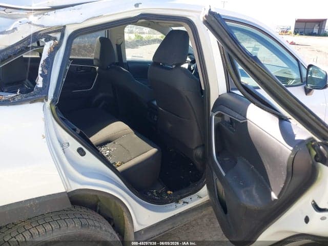 2023 TOYOTA RAV4 LE 8