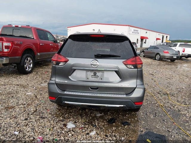 2019 NISSAN ROGUE S 16