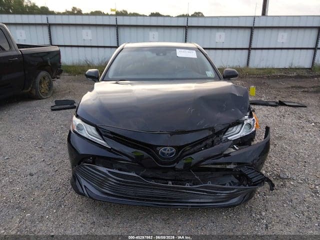 2018 TOYOTA CAMRY HYBRID XLE 12
