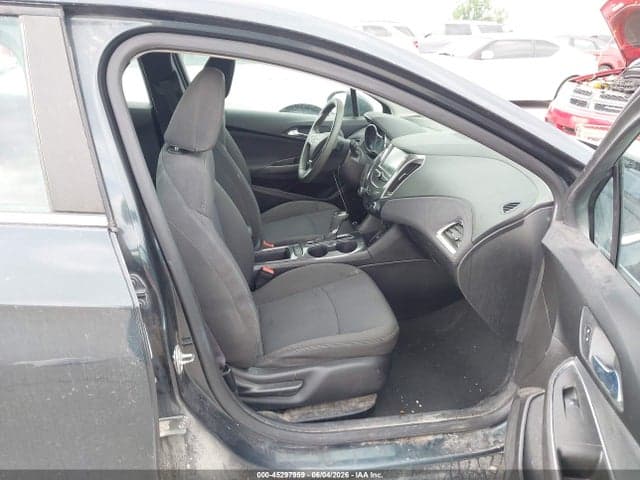 2017 CHEVROLET CRUZE LT AUTO 5