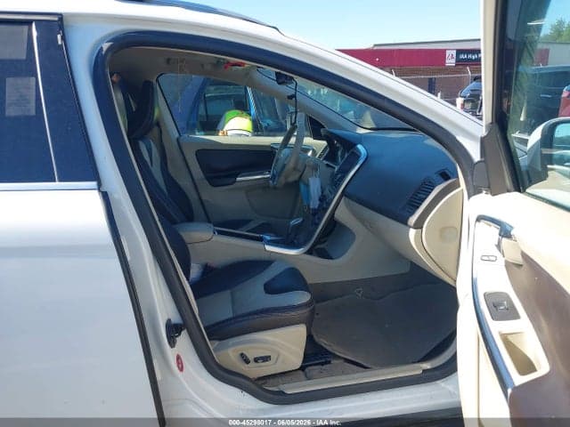 2013 VOLVO XC60 3.2 5