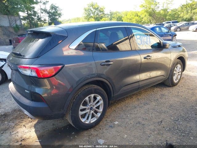 2020 FORD ESCAPE SE 4
