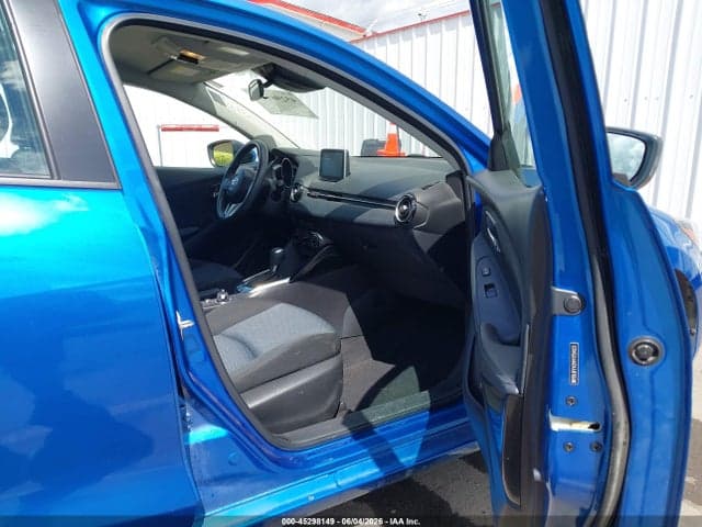 2017 TOYOTA YARIS IA 5